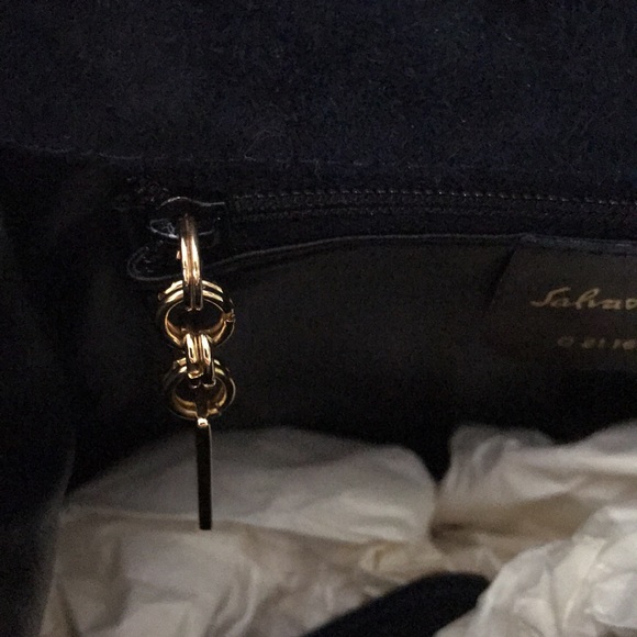 Vintage NWOT Salvatore Ferragamo suede clutch/crossbody bag! - Picture 5 of 11